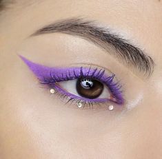 Dark Eyeshadow, Purple Makeup, Makeup Aesthetic, Creative Eye Makeup, Perfect Eyes, Kiss Makeup, Makeup Goals, Creative Makeup, Artistry Makeup