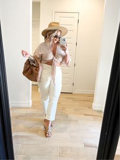 Plus Summer Outfits, Shayna Moretti, Mum Outfits, White Shorts Outfit, Carly Jean Los Angeles, Casual Summer Outfits For Women, Rancher Hat