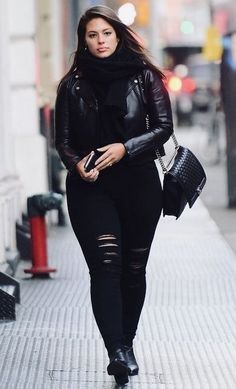 Big Belly Fashion, Curvy Winter Fashion, Plus Size Edgy Fashion, Plus Size Winter Fashion, Plus Size Edgy, Edgy Plus Size Fashion, Plus Size Chic, Plus Size Fall Outfit, Look Plus Size