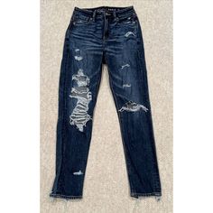 13" Across Waist 28" Inseam 10.5" Rise Jeans American Eagle, American Eagle Outfitters Jeans, High Jeans, New Color, American Eagle Outfitters, Mom Jeans, American Eagle, Women Jeans, Women Shopping