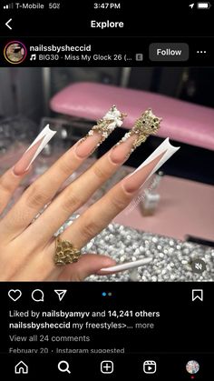 Gold Long Nails, Bling Nails Rhinestones, Cdg Wallpaper, Birthday 28, Xl Nails, Makeup Morphe, Evil Eye Nails, Acne Overnight, Retro Nails