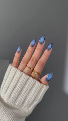 New Years Aura Nails, Cold Blue Nails, Blue Halo Nails, 2024 Blue Nails, Icy Blue Nail Designs, Simple Blue Winter Nails, Blue Frosty Nails, Blue Fall Nail Ideas, Winter Aura Nails