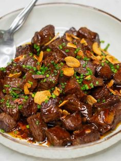 Pork Salpicao Recipe, Pochero Recipe Beef, Beef Salpicao Recipe, Salpicao Recipe, Oregano Recipes, Beef Cubes, Garlic And Oil, Beef Stir Fry