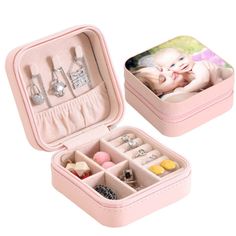 Personalized pink PU cuboid zipper jewelry box * [Material]: PU + fleece lining * [Size]: 10cm x 10cm × 6cm (3.94" x 3.94" x 2.36") * [Printing technology]: UV * [Print Position]: Single-sided printing * [Color]: Light pink * [Type]: Zipper jewelry box * [Occasion]: It is a personalized box to store your jewelry collection or a gift box to pack your luxury gift. * [Care instructions]: Wipe clean with a damp cloth * [Note]: Only the personalized jewelry box is sold. The jewelry shown is not part Bridesmaid Jewelry Box, Custom Jewelry Box, Large Jewelry Box, Travel Jewelry Organizer, Jewelry Casket, Personalized Jewelry Box, Earring Storage, Leather Jewelry Box, Travel Jewelry Box