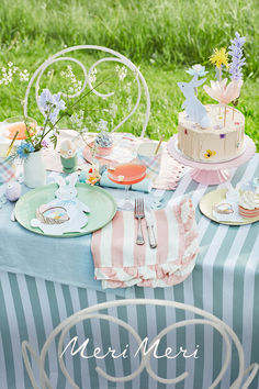 easter table, linen napkins, easter cake, bunny plates, pastel stripe tablecloth Easter Party Ideas, Gingham Party, Bunny Decorations, Kids Easter Party, Bunny Birthday Party, Easter Bunny Cookies, Bunny Cupcakes