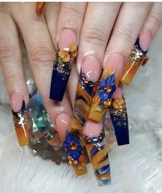 Autumn Bling Nails, Fall Encapsulated Nails, Long Fall Nail Designs, Marble Nails Design, Detailed Nails, Nails Artwork, Stilleto Nails Designs, Birthday Nail Designs, Nail Short