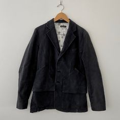 In Great Condition. Heavy Jacket In A Blazer-Like Fit. A Great Piece Blending Casual Material Choices With A Tailored Silhouette. Double Split Hem In The Back To Give The Wearer Some Room To Move. Two Main Pockets, One Chest Pocket, And One Interior Pocket. Lined With A Satin Sailboat Pattern Fabric. Please Note: Shows Signs Of Light Wear. However, There Are No Major Damage Such As Stains Or Tears Tag Size Mens Small Tagged For Exposure American Menswear New York Dover Skate Acne Acme Black Blazer With Lapel Collar And Patch Pockets, Black Blazer With Patch Pockets And Lapel Collar, Black Cotton Blazer With Patch Pockets, Fitted Black Blazer With Patch Pockets, Casual Black Sport Coat With Notch Lapel, Black Cotton Sport Coat For Work, Fitted Cotton Blazer With Snap Buttons, Tailored Black Outerwear With Patch Pockets, Black Tailored Outerwear With Patch Pockets