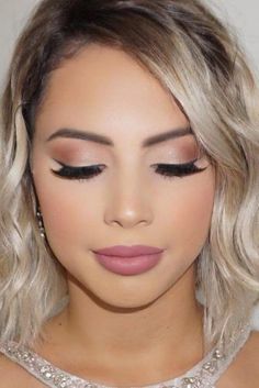 Natural Prom Makeup For Brown Eyes, Prom Makeup Silver, Bridal Makeup For Brown Eyes, Simple Prom Makeup, Prom Makeup For Brown Eyes, Natural Prom Makeup, Best Wedding Makeup