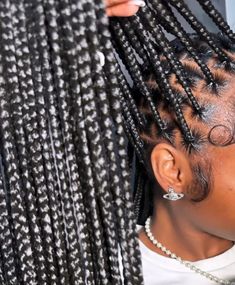 Small Knotless Braids Layout, Hair Braid Patterns, Braided Hairstyles For Black Women Cornrows, Box Braids Hairstyles For Black Women, Cute Braided Hairstyles, Braided Hairstyles For Teens, Cute Box Braids Hairstyles, Quick Braided Hairstyles, Protective Hairstyles Braids