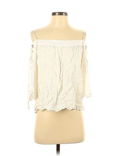 Forever 21 Contemporary 3/4 Sleeve Blouse Size: Small Tops - used. 100% RAYON | Forever 21 Contemporary 3/4 Sleeve Blouse: Ivory Tops - Size Small Cheap Forever 21 Cotton Blouse, Ivory Tops, Small Tops, Sleeve Blouse, Forever 21, Women Handbags, Womens Tops, Handbags, For Women