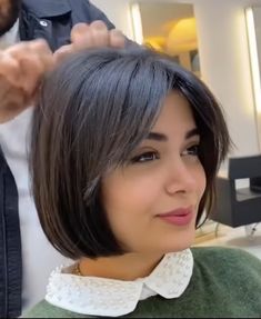 Kort Bob, Trendy Hairstyle, Shot Hair Styles, Haircuts Straight Hair, Hair Color And Cut, Short Hair Haircuts, Short Hair With Bangs