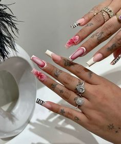 #nailideas #nailinspiration Paznokcie Hello Kitty, Acrylic Nails Coffin Short, Pink Acrylic Nails, Square Acrylic Nails