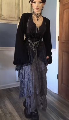 Dystopia Outfit, Fairy Goth Aesthetic, Whimsigoth Fashion, Whimsigoth Outfits, Nature Goth, Whimsical Goth, Goth Fits, Whimsy Goth, Gothic Outfits