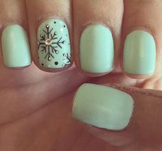 Cute X-mas Nails Christmas Nail Designs Easy, Snowflake Nail Design, Mint Nails, Snowflake Nail Art, Her Nails, Nails Christmas, Ideas Nails