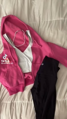 Zip Up Outfit, Legging Outfit, Preppy Outfits For School, Preppy Inspiration, Lululemon Outfits, Preppy Clothes