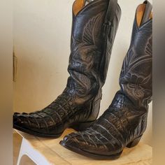 Used But Well Kept, Clermont Fl 34711 Luxury Snip Toe Boots With Crocodile Pattern, Luxury Crocodile Pattern Snip Toe Boots, Western Formal Boots With Crocodile Pattern, Western Black Boots With Crocodile Pattern, Black Western Boots With Crocodile Pattern, Luxury Crocodile Pattern Boots, Luxury Fitted Crocodile Pattern Boots, Crocodile Shoes, Crocodile Leather