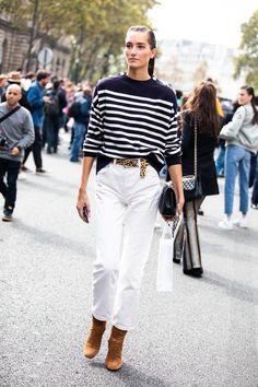 Style Chic Parisien, Street Styl, Street Style Ideas, Style Désinvolte Chic, Parisian Chic Style, Paris Chic, La Fashion Week, Fall Denim, Womens Denim