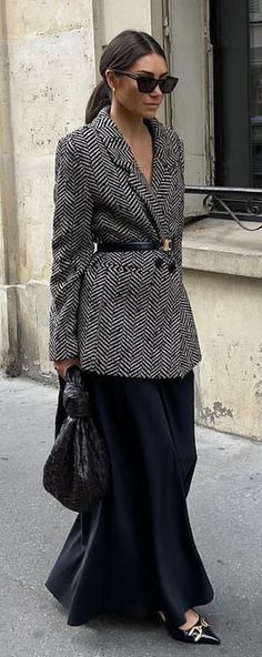 Porsche Mom, Maxi Rok, Effortlessly Chic Outfits, Belted Blazer, Outfit Inspo Fall, 가을 패션, Professional Outfits