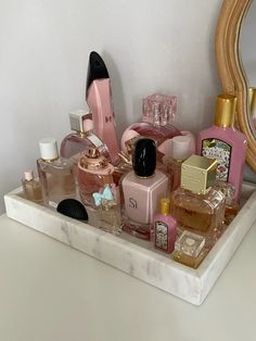 my pretty perfumes <3 Perfume Room Decor, Vanity Perfume Display, Small Perfume Collection, Perfume Set Up, Perfume Tray Aesthetic, Perfume Drawer, Wishlist Ideas I Want, Perfume Decor