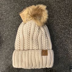 Nwt Cc Brand Beige Heavyweight Knit Faux Fur Hat! Faux Fur Hat, Heavy Knit, Fur Hat, Faux Fur Pom Pom, Boutique Accessories, Fur Pom Pom, Knit Hat, Knitted Hats, Faux Fur