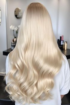 Darkest Blonde Hair Color, Blonde Hair Vanilla, Hairstyle Trends 2024, Different Blondes, Blonde Hair Colour Ideas, Creamy Blonde Hair, Hair Blonde Color