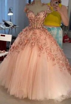 Our Email Address:lisamony@outlook.comHow to Order:How to choose color after purchaseStep 1: click on Dresses With 3d Flowers, Pink 3d, Quince Dress, Tulle Sleeves, Sweetheart Prom Dress