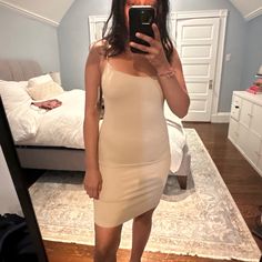 Nwt Tan Body Con Dress From Abercrombie! Cream Bodycon Mini Dress, Green Abercrombie Dress, Black Tweed Dress, Abercrombie Traveler Mini Dress, Stretch Brown V-neck Bodycon Dress, Poplin Shirt Dress, Skort Dress, Abercrombie And Fitch Dresses, Tan Body