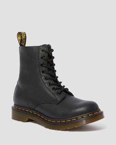 1460 Pascal Virginia, 2976 Chelsea Boots, Doc Martens Outfit, Dr Martens Womens, Black Dr Martens, Baby Goat, Leather Brogues, Leather Heeled Boots, Brogue Shoes