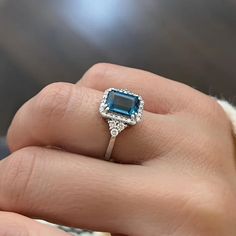 Royal Blue Ring, Elongated Cushion Cut, Vintage Halo, Elongated Cushion, Blue Ring, Cushion Ring, White Gold Set, Put A Ring On It, London Blue Topaz