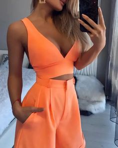 Lasaky - Plunge tank top and pocket shorts set High Waist Outfits, Tube Top And Shorts, Orange Tank Top, Maxi Dress Prom, Casual Tank Tops, Shorts Set, Work Casual, Cami Tops, Colorful Fashion