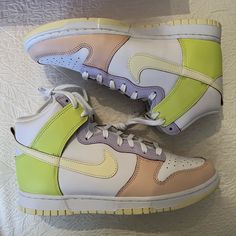 Brand New Authentic High Dunks, Dunks Sneakers, Vapormax 360, Dunk Nike, Lemon Twist, Leopard Sneakers, Nike Air Max Thea, Nike Blazers Mid, Dunks Nike