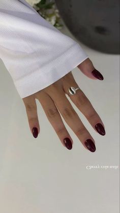 Get inspired with 20+ Must-See Thanksgiving Nails you have to copy this year! From cute Thanksgiving nail designs to festive pumpkin nails, these looks will complete your holiday style. Try fall Thanksgiving nails, stylish short press-on nails, or unique Halloween press-on nails. Don’t forget to explore creative Thanksgiving nail ideas, trendy nail forms, and nagel tips for the perfect holiday manicure! Press-on nails short are easy to apply and super chic.