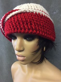 White Turban, Cloche Hats, Chattanooga Tn, Cloche Hat, Skull Cap, Winter Women, Red White, Red And White, Vintage Fashion