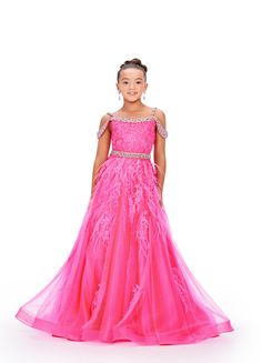 Experience the epitome of elegance and grace with the Ashley Lauren Kids 8242 Girls Lace Feather Pageant Dress. Featuring delicate lace and stunning feather accents, this off the shoulder ballgown is the perfect choice for any special occasion. Its impeccable design and craftsmanship will make your little girl feel like a true princess. This gorgeous kids gown is embellished with crystal beaded straps, neckline trim and belt. The dress is adorned with lace applique, press on stones and feather a Off The Shoulder Ballgown, Off Shoulder Ball Gown, Ashley Lauren, Dress Ball Gown, Girls Pageant Dresses, Kids Gown, Ball Gown Skirt, Pageant Gowns, Pageant Dress