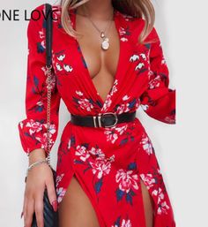 Winter Birthday Party, Red Clothing, Luxury Winter, Winter Birthday, Trend Fashion, Streetwear Outfit, Outfits Casuales, Clothing Women