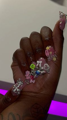 #nails #junknails Junk Set Nails, Junk Nails Bling Short, Medium Junk Nails, Long Junk Nails, Junk Nails Bling, Black Junk Nails, Junk Nails Short, Maximalist Nails