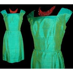 Bolero Jacket, Wiggle Dress, Favorite Dress, All About Eyes, Vintage Boutique, Covered Buttons, Green Dress, Cap Sleeves, Dress Shop