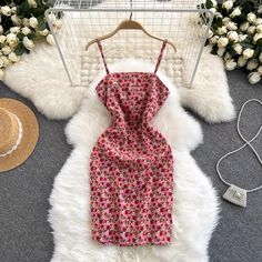 Spaghetti Strap Dress, Make Up Your Mind, Floral Dresses, Strap Dress, Spaghetti Strap Dresses, Bandage Dress, Different Fabrics, Holiday Dresses, Dress Materials