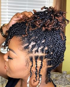 Two Strand Twist Hairstyles, Twisted Hair, Natural Twists, Natural Hair Twists, Twist Styles, Twist Braid Hairstyles, Pelo Afro