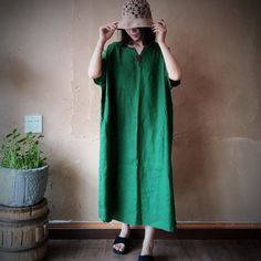 Casual Vintage Green Linen Summer Dress with V-Neck Collar Green Linen Dress With Relaxed Fit For Vacation, Green Relaxed Fit Linen Beach Dress, Casual Ramie Linen Dress For Vacation, Green Relaxed Fit Linen Dress For Vacation, Green Linen Dress For Daywear, Casual Linen Dress For Vacation, Short Sleeve Linen Dress For Vacation, Casual Flax Linen Dress With Relaxed Fit, Green Linen Dress With Relaxed Fit For Summer