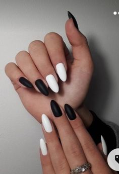 Black N White Nails, Mickey Nails, Cute Nail Colors, Claw Nails, Glamour Nails, Gel Nails Diy, Work Nails, Vacation Nails