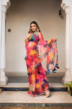 This beautiful printed Organza saree comes with a cotton blouse. Saree: 5.5 meters Blouse: 1 meter unstitched blouse piece. SKU#: 11422134ML Check out our other products at fledglingwings.com Disclaimer: Slight Colour variations may occur due to different phone /laptop screen resolution. Party Saree, Saree Organza, Printed Organza, Organza Silk Saree, Party Sarees, Multi Color Blouse, Blouse Saree, Indian Gowns, Laptop Screen