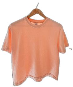 Basic Boxy Fit Tops, Basic Boxy Fit Soft-washed Tops, Solid Color Boxy Crew Neck T-shirt, Boxy Soft-washed Crew Neck T-shirt, Boxy Crew Neck Soft-washed T-shirt, Boxy Crew Neck T-shirt, Casual Pink Boxy Fit Top, Solid Color Boxy T-shirt With Crew Neck, Soft-washed Crew Neck Cropped T-shirt For Streetwear