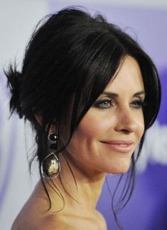 Beautiful Updos, Celebrity Updos, Elegance Hair, Wedding Hairstyles And Makeup, Easy Updo Hairstyles, Courtney Cox, Peinados Recogidos, Wedding Hair Down, Wedding Hairstyles Updo