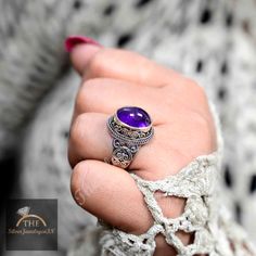 》Description 《  HUGE Natural Amethyst Ring, Sterling Silver Ring, Gold statement ring, bohemian ring , purple quartz jewelry, bridesmaid ring gift for her 》D E T A I L S《 ✦Stone :-Amethyst ✦Stone Size:-10x14mm ✦Stone Shape:-Oval ✦Stone Type:- Natural ✦Plating:- Silver , Gold ,  Rose Gold ✦Metal:- Sterling Silver , Brass ✦Weight:-6 Gram (Approx) ✦Ring Size:- All Size Available 》C U S T O M I Z E O R D E R《 We accept custom and personalized order. It can be change in the gemstone, earring design a Hands With Rings, Bridesmaid Ring, Ring Purple, Bohemian Ring, Purple Quartz, Gold Statement Ring, Jewelry Bridesmaid, Quartz Jewelry, Bohemian Rings