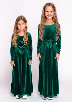 Baby Dress Wedding, Long Velvet Dress, Girls Christmas Dress, Dress Birthday Party, Mother Daughter Dress, Mommy And Me Dresses, Wedding Flower Girl Dresses, Dress Velvet, Dress Birthday