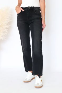 HIGH RISE RELAXED CROP STRAIGHT JEANS - Rise 10" | Inseam 28" in size 3/26 Loungewear Sets, Sleeveless Sweater, Skirt Leggings, Blazer Coat, Long Sweaters, Cute Casual Outfits, Hat Hairstyles, Straight Jeans, Print Tops