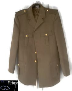 Coat Officer Uniform green size M-L Green Military Style Outerwear For Work, Fitted Green Outerwear With Pockets, Military Style Green Outerwear For Work, Green Uniform Style Outerwear For Fall, Green Long Sleeve Uniform Outerwear, Green Military Style Workwear Outerwear, Military Style Long Sleeve Formal Uniforms, Fall Military Uniform Outerwear, Military Uniforms Long Sleeve Formal