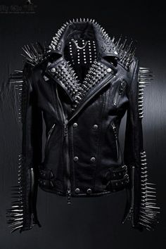 Spiked Leather Jacket, Punk Leather Jacket, Jaket Motor, Studded Leather Jacket, Black Punks, Mens Fashion Edgy, Studded Jacket, Mens Fashion Smart, Rock Punk