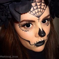 Easy Diy Halloween Makeup, Halloween Makeup Diy Easy, Easy Halloween Face Painting, Day Of The Dead Makeup, Black Sugar Skull, Halloween Makeup Tutorial Easy, Halloween Makeup Sugar Skull, Fantasy Make-up, Halloween Make-up Looks